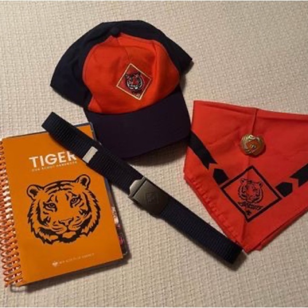 Cub Scout Tiger Accessories & Book